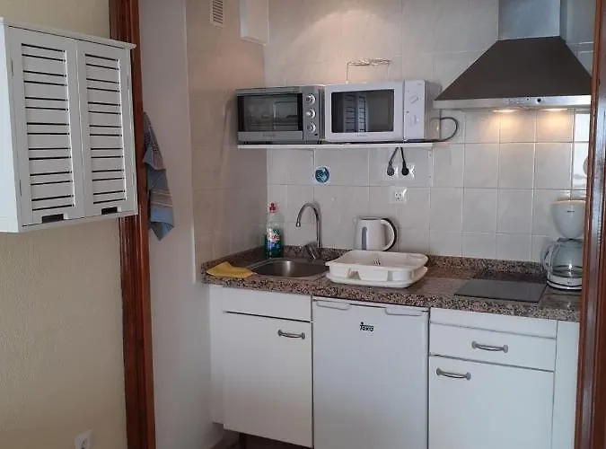 In Ronda 4 First Line