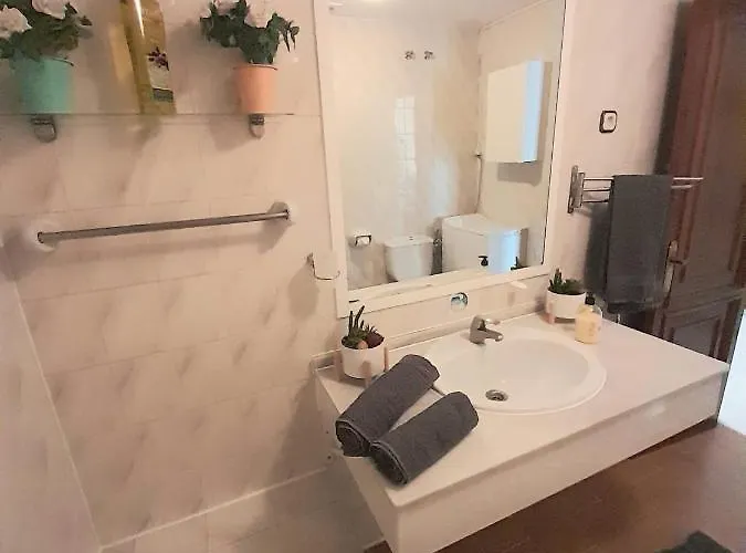 In Ronda 4 First Line