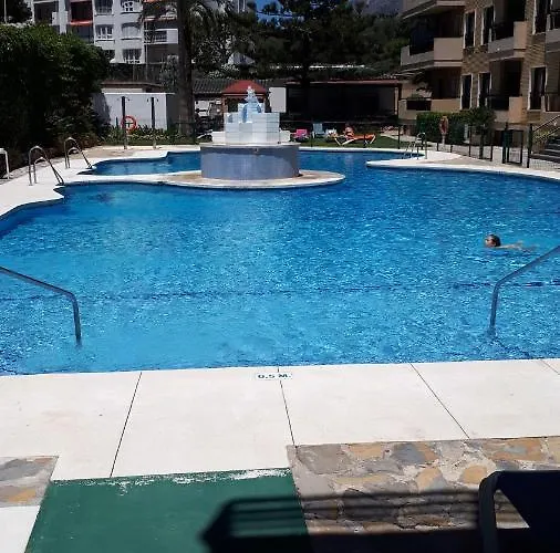 In Ronda 4 First Line